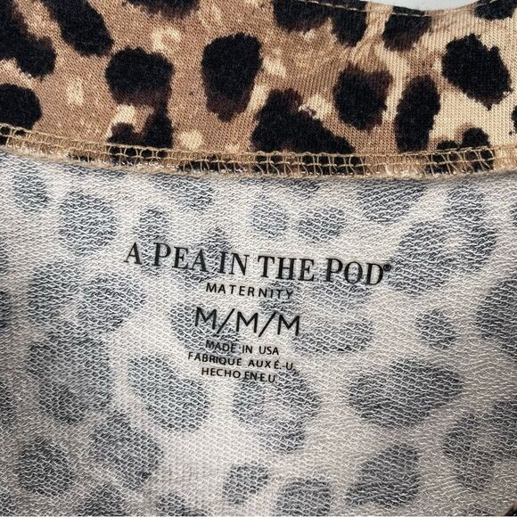 A Pea in The Pod Maternity Women’s Long Sleeve Animal Print Tunic size M - Picture 2 of 3